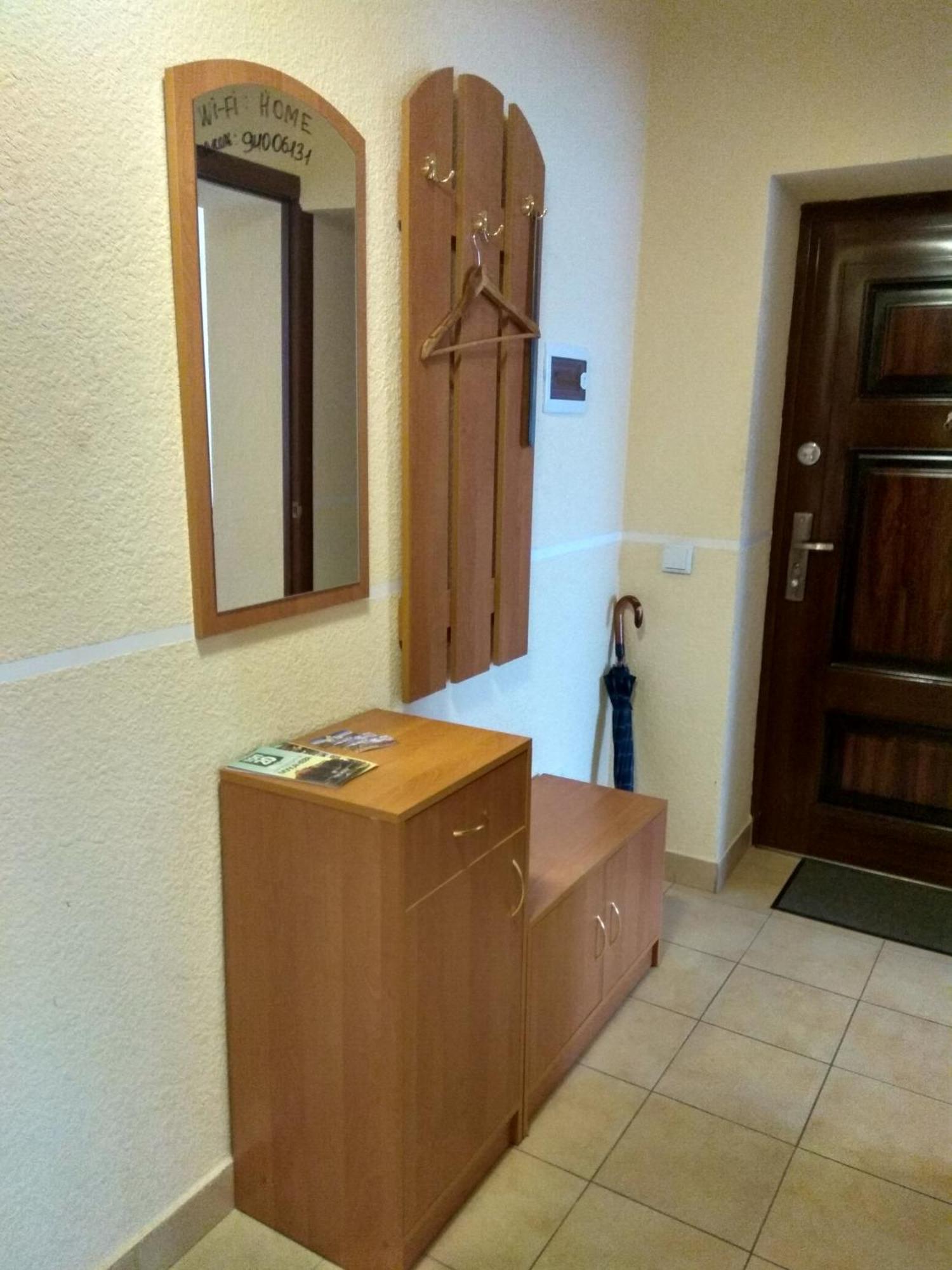 Apartments Domovik On Beregovskaya 3 Mukacheve Phòng bức ảnh