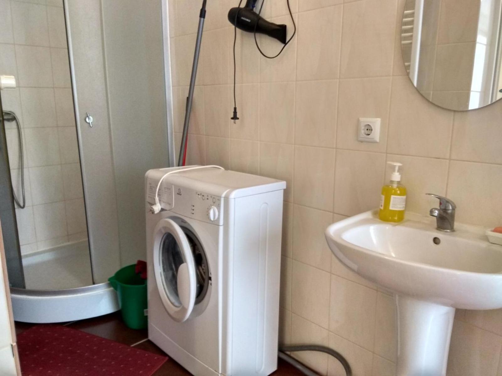 Apartments Domovik On Beregovskaya 3 Mukacheve Ngoại thất bức ảnh