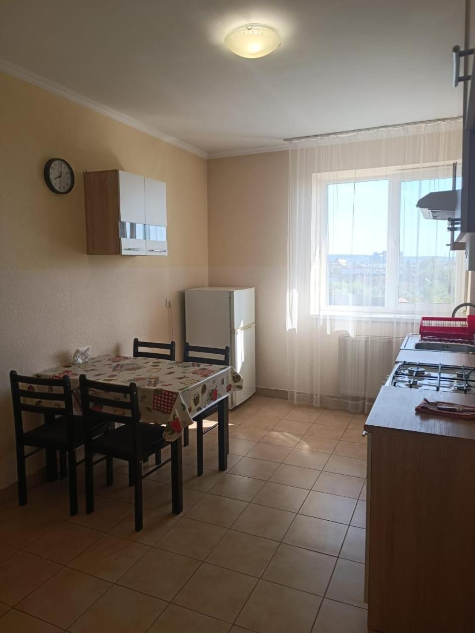Apartments Domovik On Beregovskaya 3 Mukacheve Ngoại thất bức ảnh