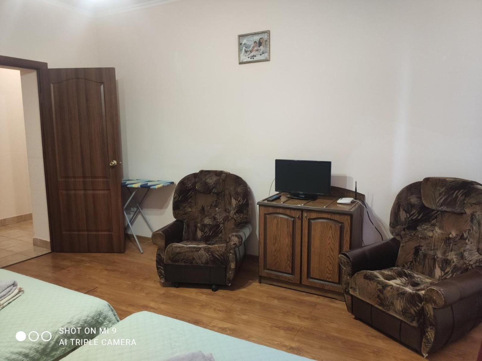 Apartments Domovik On Beregovskaya 3 Mukacheve Ngoại thất bức ảnh