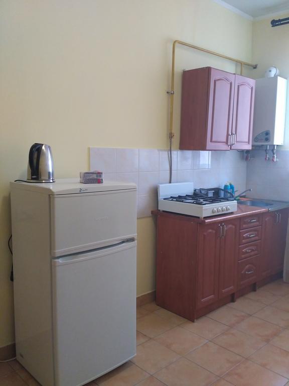 Apartments Domovik On Beregovskaya 3 Mukacheve Ngoại thất bức ảnh